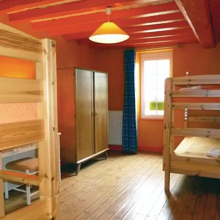 3 Bedroom Beautiful In Valognes