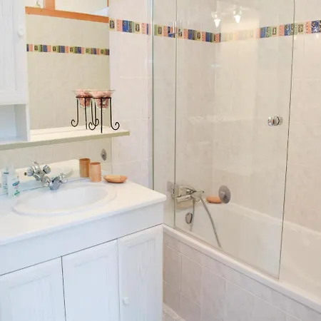 3 Bedroom Beautiful In *